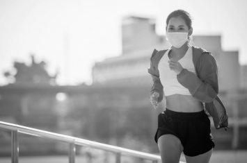 Àptima Centro Clínico publica el primer artículo sobre el uso de mascarilla en la práctica deportiva en el contexto de pandemia